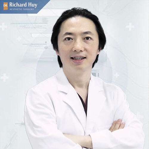 Thu gọn cánh mũi cùng Dr Richard Huy