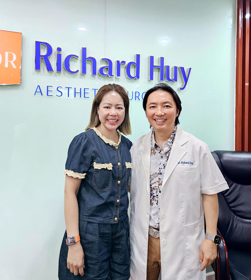 Ms. Nguyen, a Vietnamese living in Germany, looks younger after facial fat grafting.