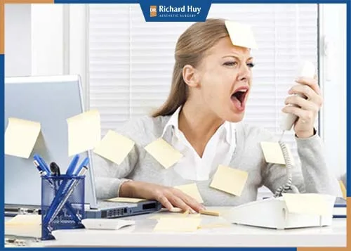 Căng thẳng mệt mỏi khiên da lão hóa nhanh hơn Căng thẳng mệt mỏi khiên da lão hóa nhanh hơn
