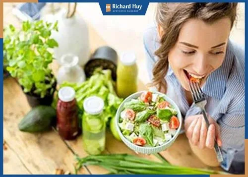 Chế độ dinh dưỡng nhiều rau xanh và hoa quả giúp tăng cường sức đề kháng Chế độ dinh dưỡng nhiều rau xanh và hoa quả giúp tăng cường sức đề kháng