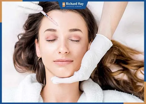 Điểm chung của Botox và Filler này là giúp trẻ hóa làn da, không xâm lấn Điểm chung của Botox và Filler này là giúp trẻ hóa làn da, không xâm lấn