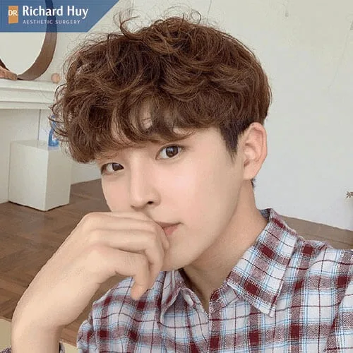 Tóc xoăn nhẹ nhàng Tóc xoăn nhẹ nhàng