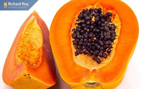 Xóa vết chân chim trên da bằng đu đủ