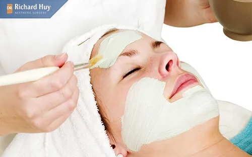 Sử dụng kem dưỡng tái tạo da không cẩn thận gây thích ứng cho da Sử dụng kem dưỡng tái tạo da không cẩn thận gây thích ứng cho da