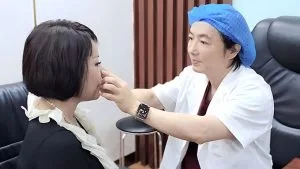 Nâng mũi Dr. Richard Huy - Tư vấn nâng mũi với chuyên gia hàng đầu